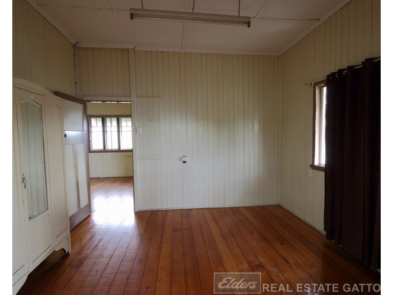 32 Allan Street, Gatton QLD 4343