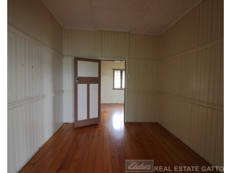 32 Allan Street, Gatton QLD 4343