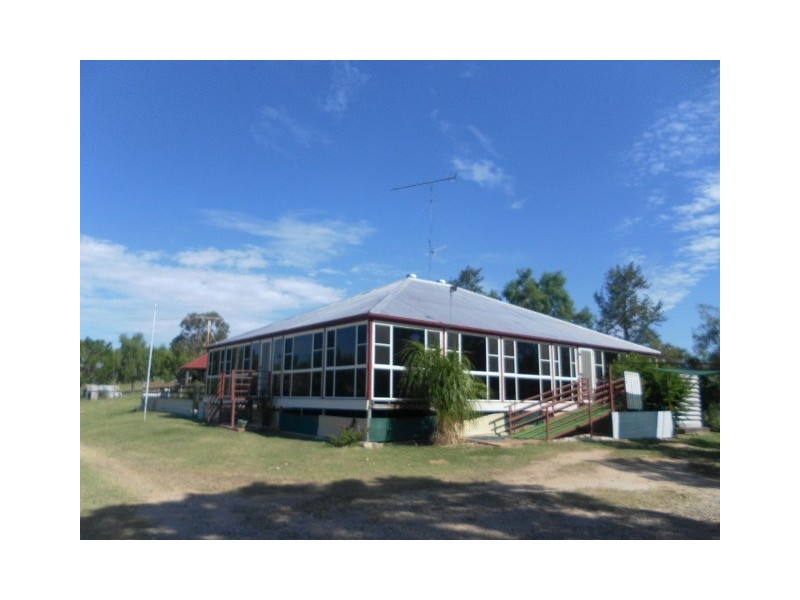 29 Chaples, Upper Tenthill QLD 4343