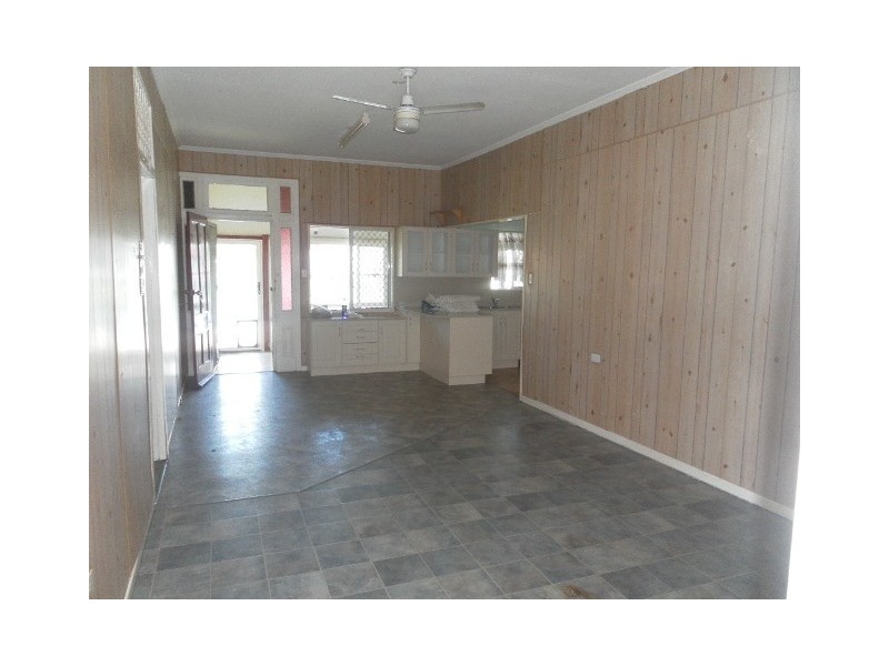 29 Chaples, Upper Tenthill QLD 4343
