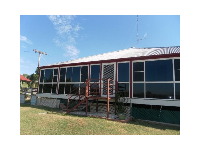 29 Chaples, Upper Tenthill QLD 4343