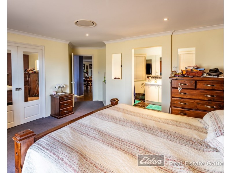 10 Caitlin Court, Placid Hills QLD 4343