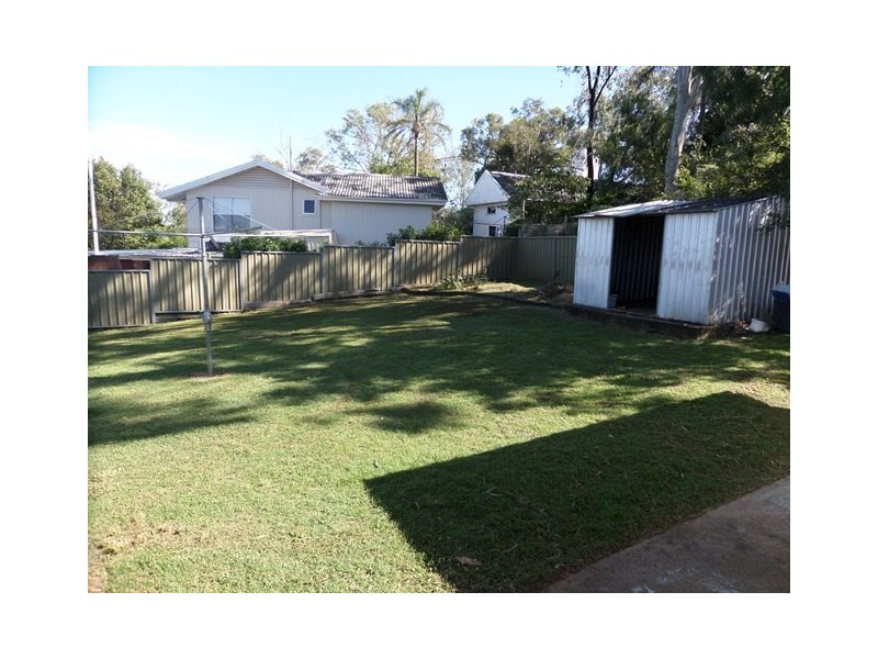 9 Logan Street, Gatton QLD 4343