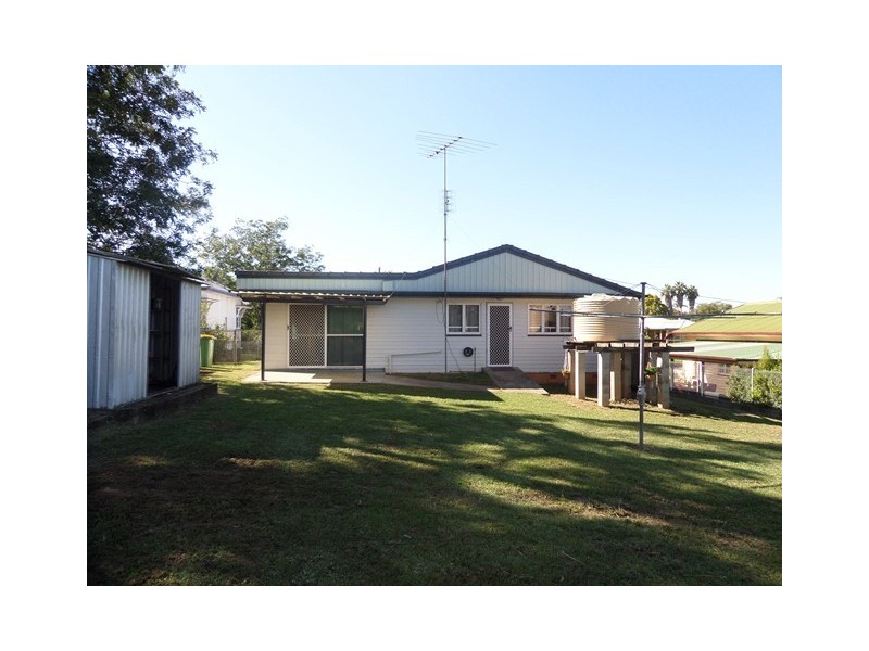 9 Logan Street, Gatton QLD 4343