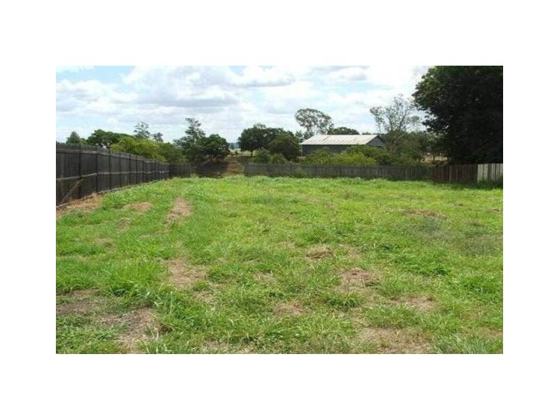 7 Beavan Street, Gatton QLD 4343