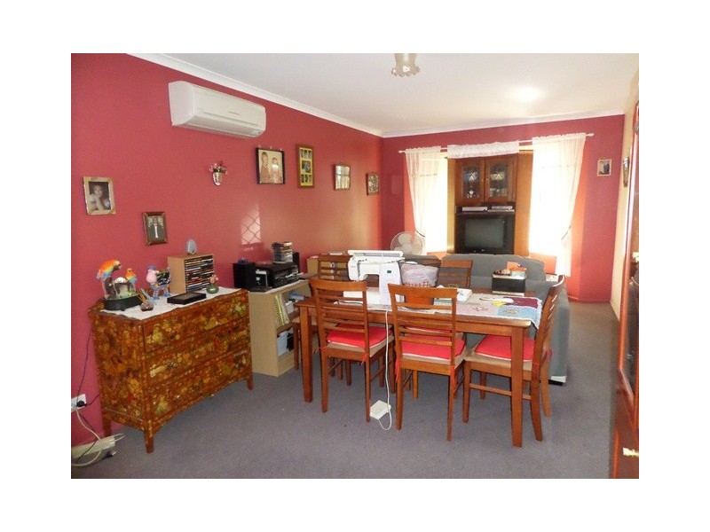 17 Metcalf St, Gatton QLD 4343