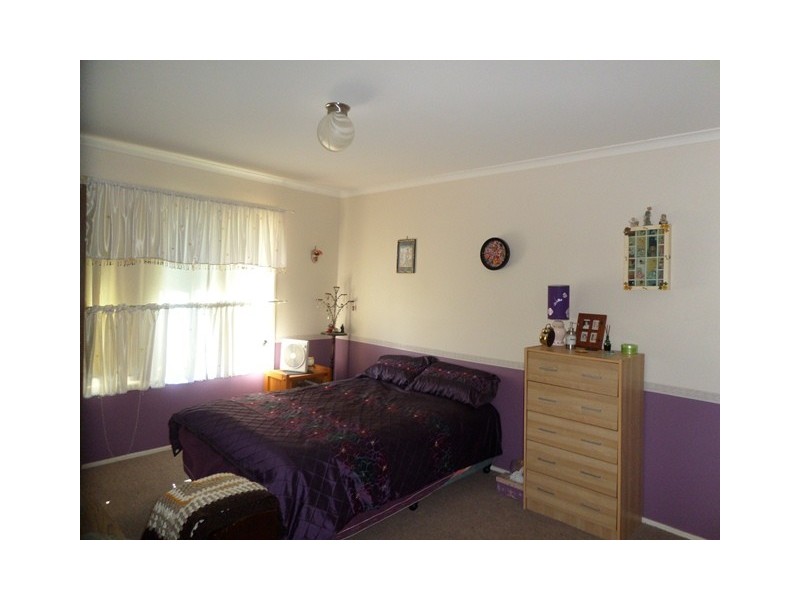 17 Metcalf St, Gatton QLD 4343