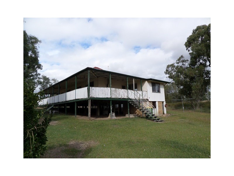 20 Mt Berryman Rd, Blenheim QLD 4341