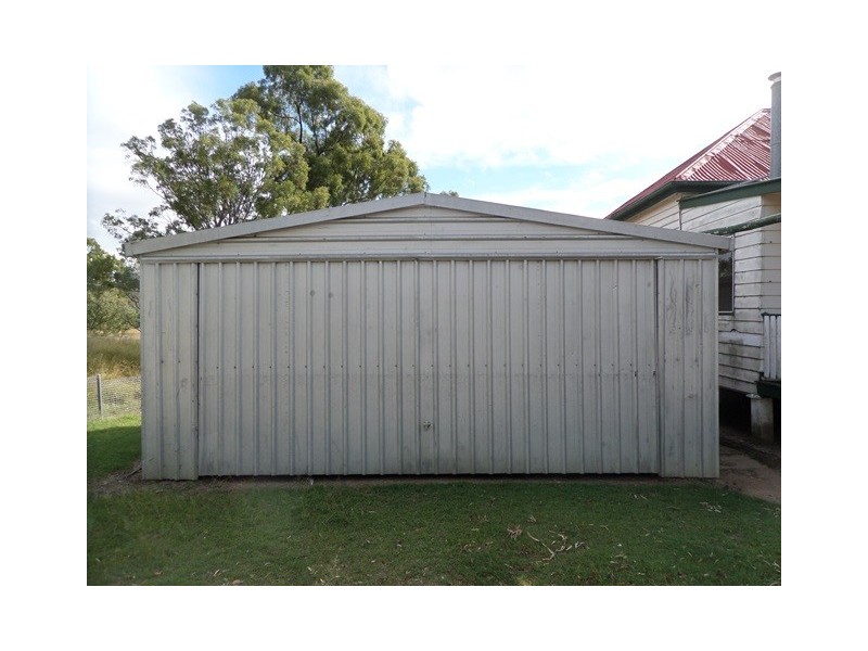 20 Mt Berryman Rd, Blenheim QLD 4341