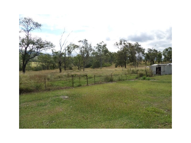 20 Mt Berryman Rd, Blenheim QLD 4341