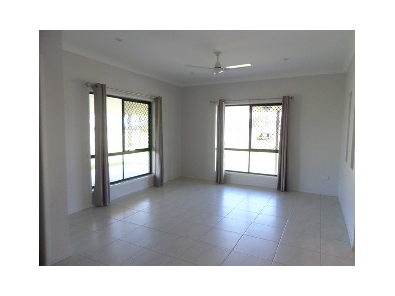 9 Mountain View Drive, Adare QLD 4343