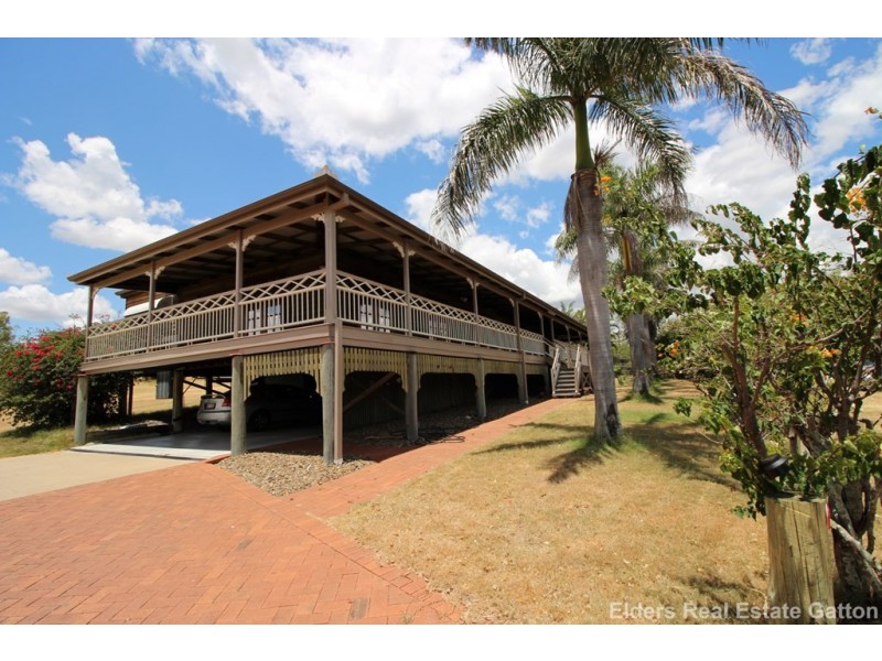 33 Lake Apex Dr, Gatton QLD 4343