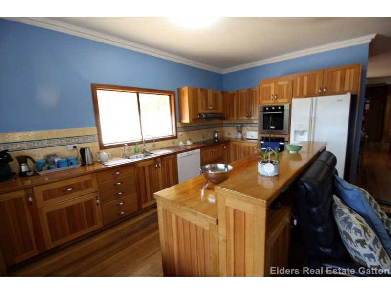 33 Lake Apex Dr, Gatton QLD 4343