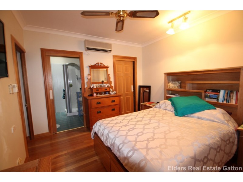 33 Lake Apex Dr, Gatton QLD 4343