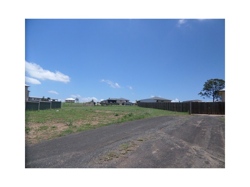 7 Ditchmen Dr, Grantham QLD 4347