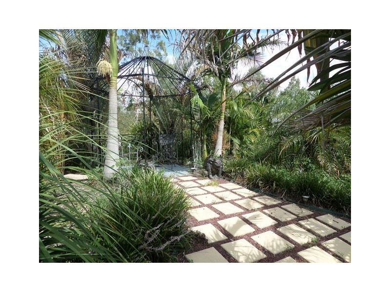 4 Cockatoo Drive, Adare QLD 4343