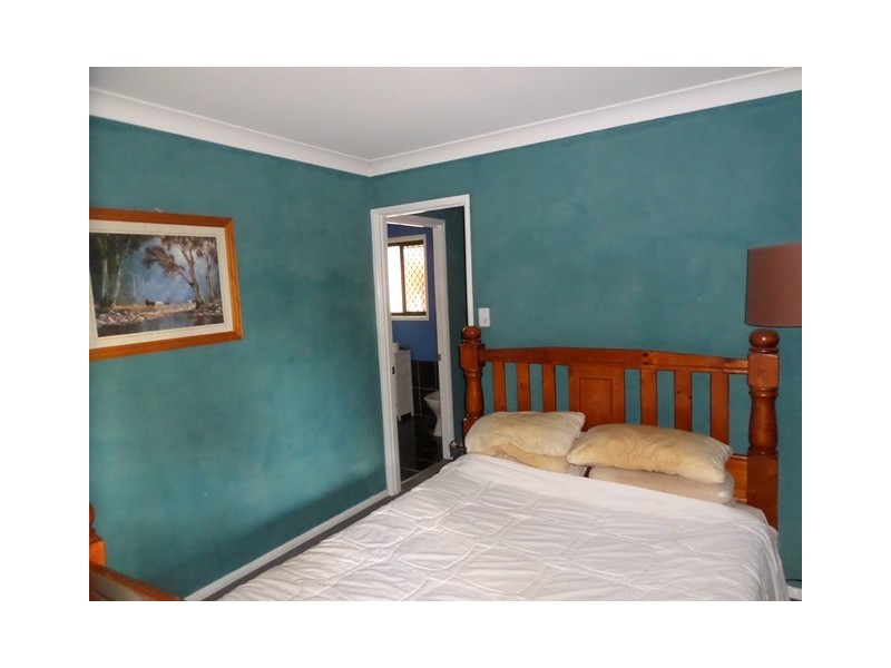 40 Australia II Drive, Kensington Grove QLD 4341
