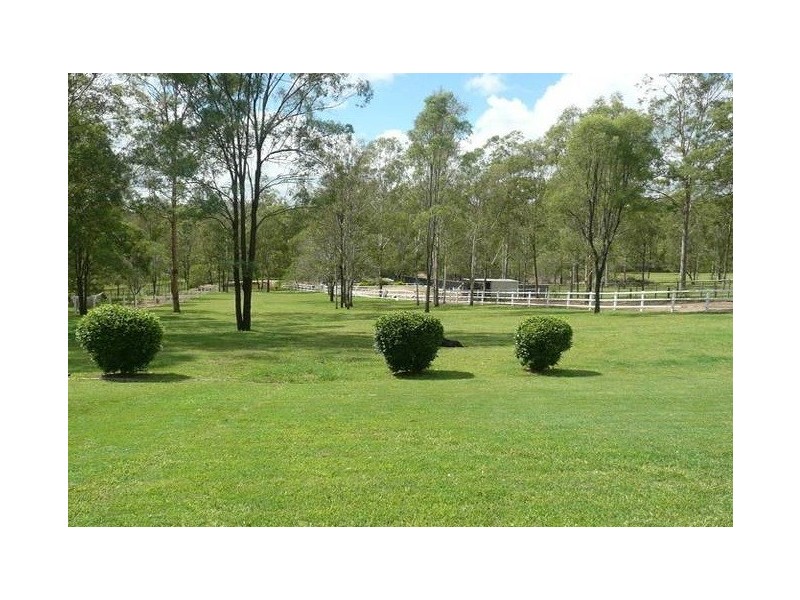 40 Australia II Drive, Kensington Grove QLD 4341