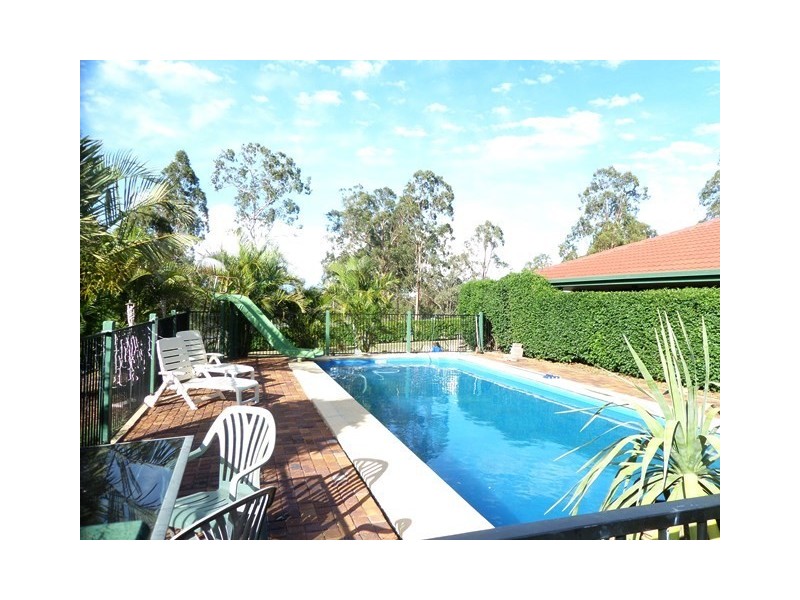 40 Australia II Drive, Kensington Grove QLD 4341