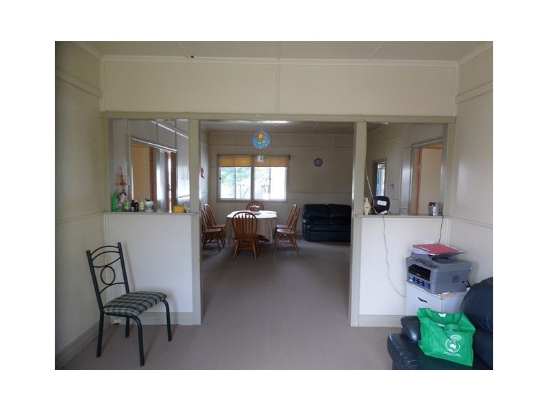 16 Ford Street, Gatton QLD 4343