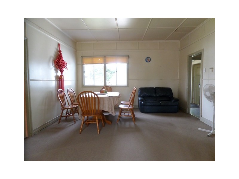 16 Ford Street, Gatton QLD 4343