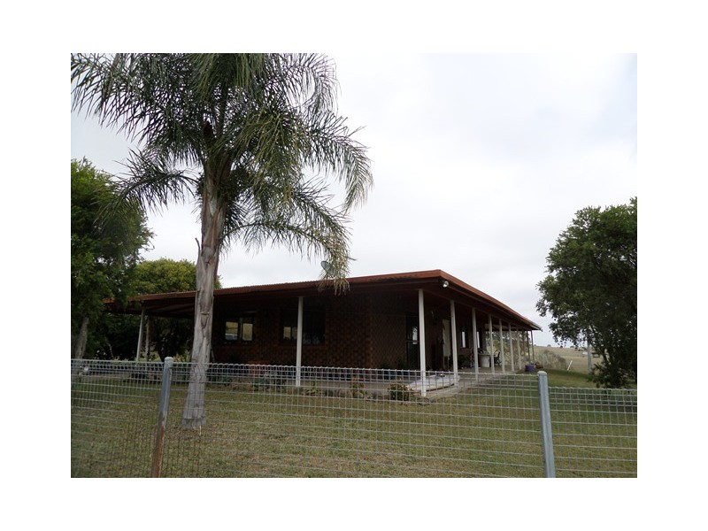 681 Lowood Minden Rd, Coolana QLD 4311