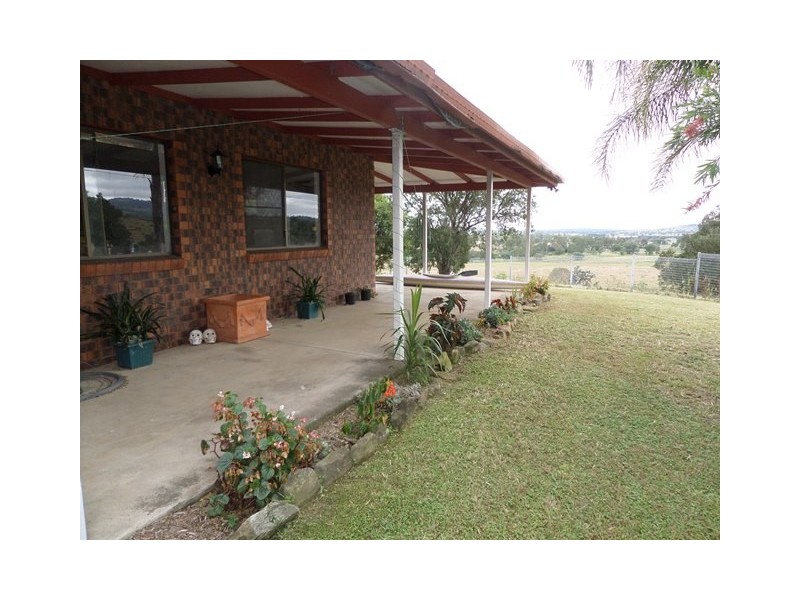 681 Lowood Minden Rd, Coolana QLD 4311