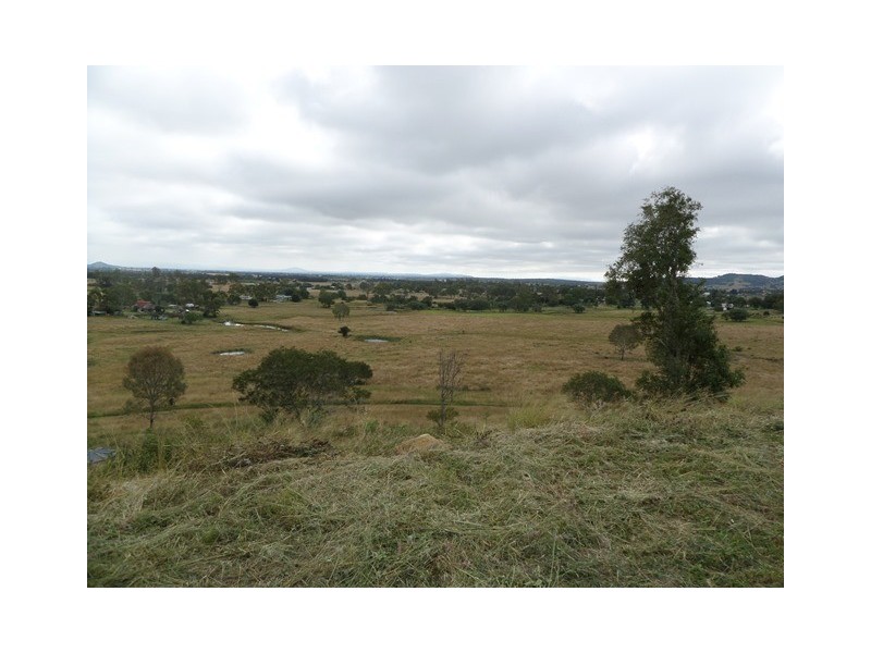 681 Lowood Minden Rd, Coolana QLD 4311