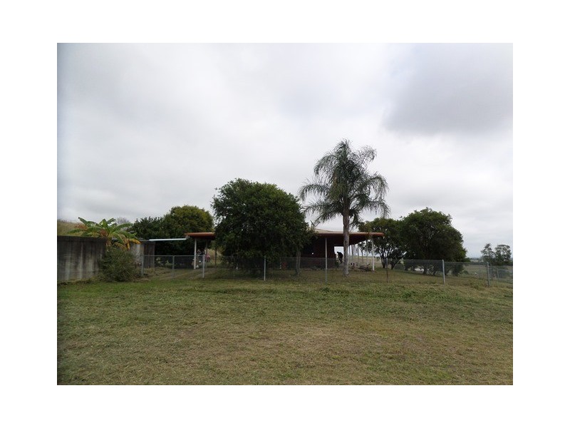 681 Lowood Minden Rd, Coolana QLD 4311