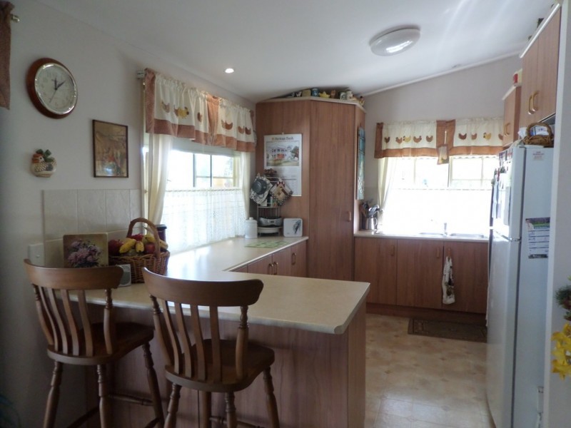 10 Walter Court, Glenore Grove QLD 4342