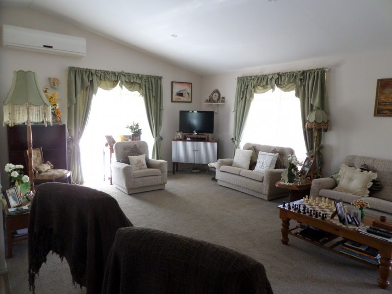 10 Walter Court, Glenore Grove QLD 4342