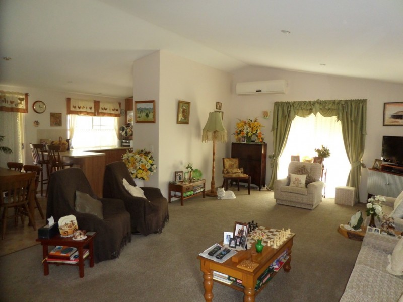 10 Walter Court, Glenore Grove QLD 4342