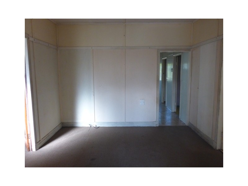 56 East St, Gatton QLD 4343