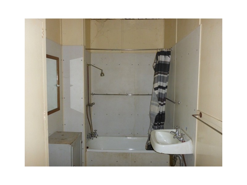 56 East St, Gatton QLD 4343