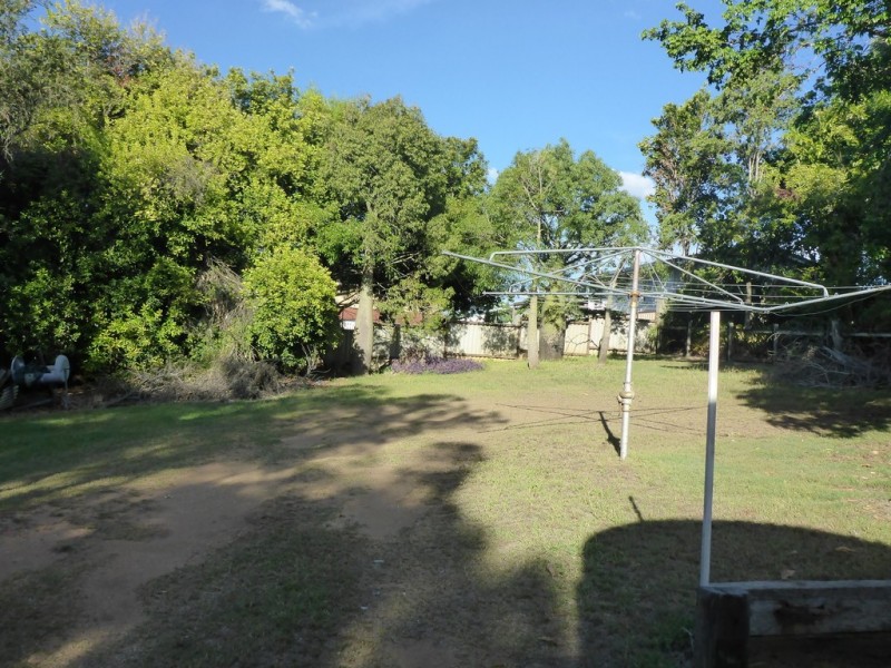 56 East St, Gatton QLD 4343