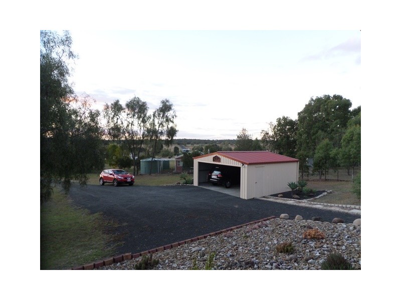 15 NATHAN COURT, Plainland QLD 4341