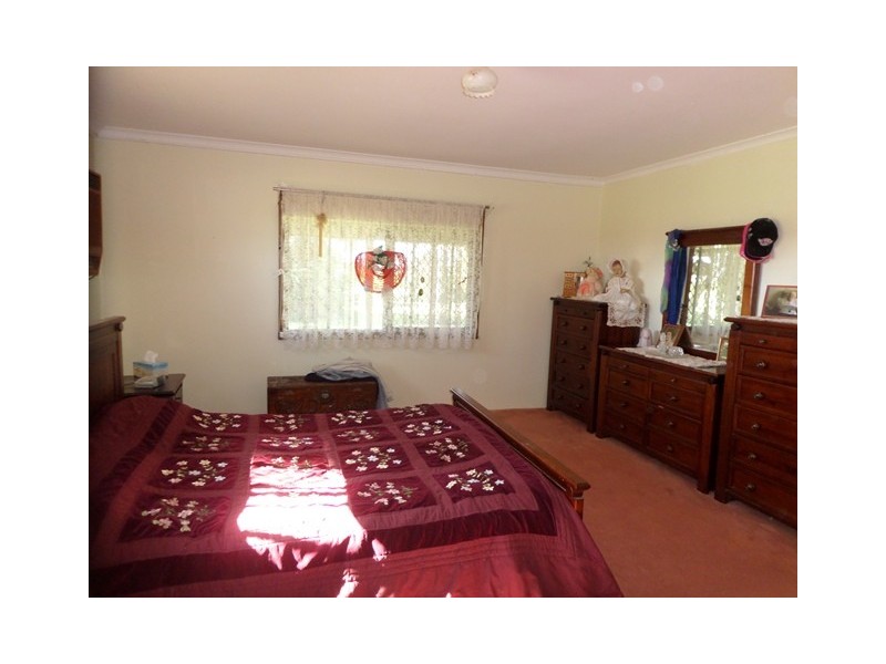 15 LOCKROSE ROAD, Lockrose QLD 4342