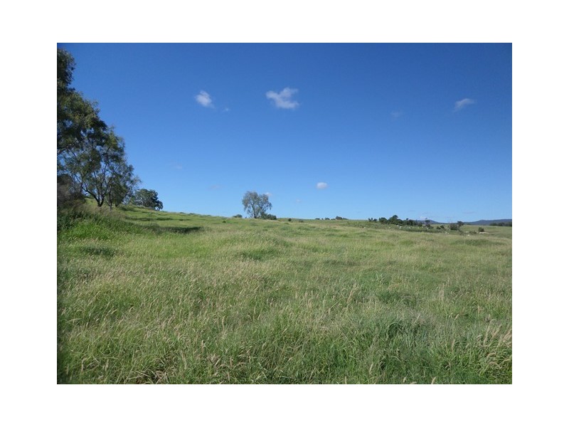 657 Ropeley Rockside Road, Ropeley QLD 4343