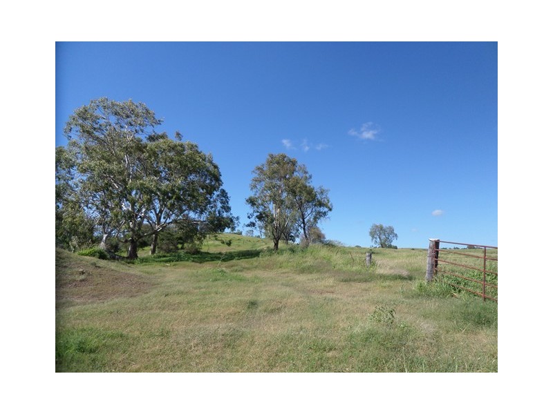 657 Ropeley Rockside Road, Ropeley QLD 4343