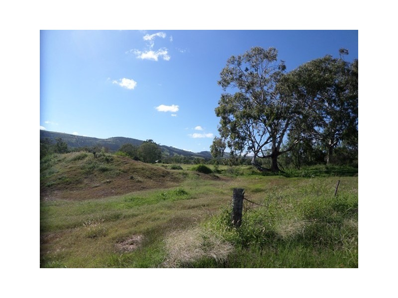 657 Ropeley Rockside Road, Ropeley QLD 4343