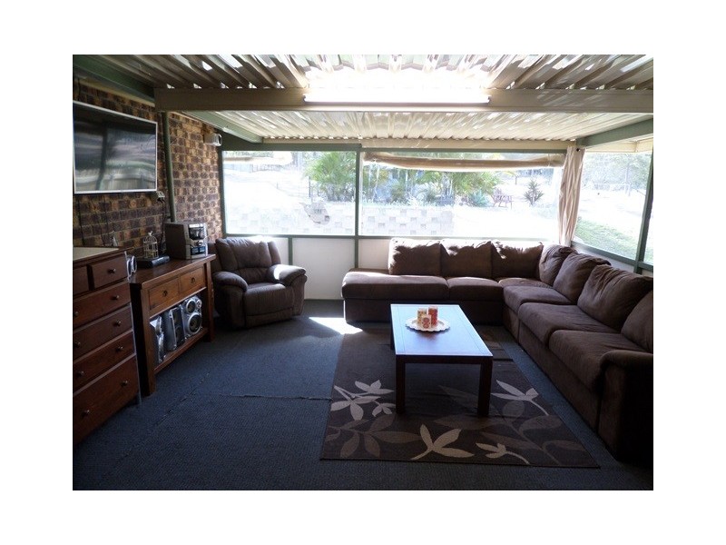 35 BLUE GUM DRIVE, Lowood QLD 4311