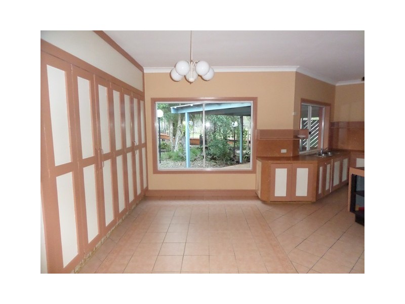 13 LEWIS COURT, Lockyer Waters QLD 4311