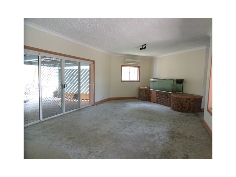 13 LEWIS COURT, Lockyer Waters QLD 4311