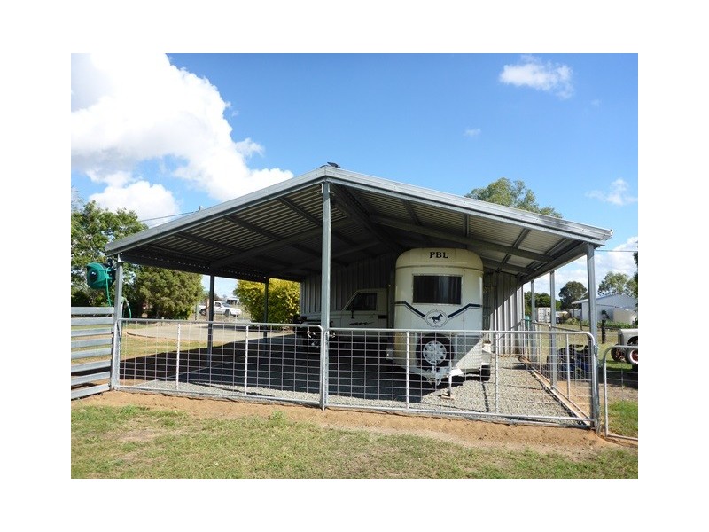 13 REDWOOD DRIVE, Brightview QLD 4311
