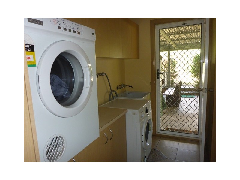 13 REDWOOD DRIVE, Brightview QLD 4311