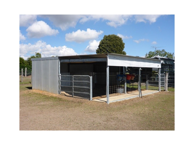 13 REDWOOD DRIVE, Brightview QLD 4311