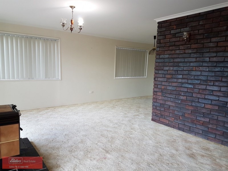 8 Raymont Crescent, Glenore Grove QLD 4342