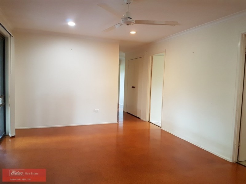 8 Raymont Crescent, Glenore Grove QLD 4342