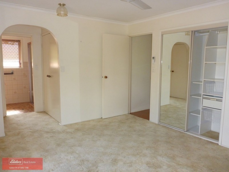 8 Raymont Crescent, Glenore Grove QLD 4342