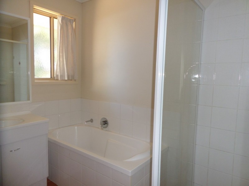 52 HEWETT DRIVE, Regency Downs QLD 4341